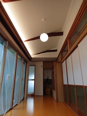 新設縁側①300x400.jpg